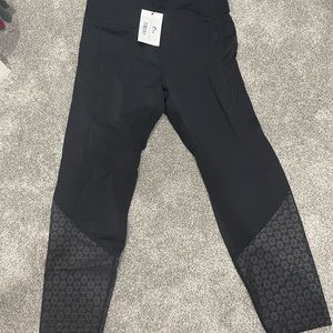 Zyia leggings